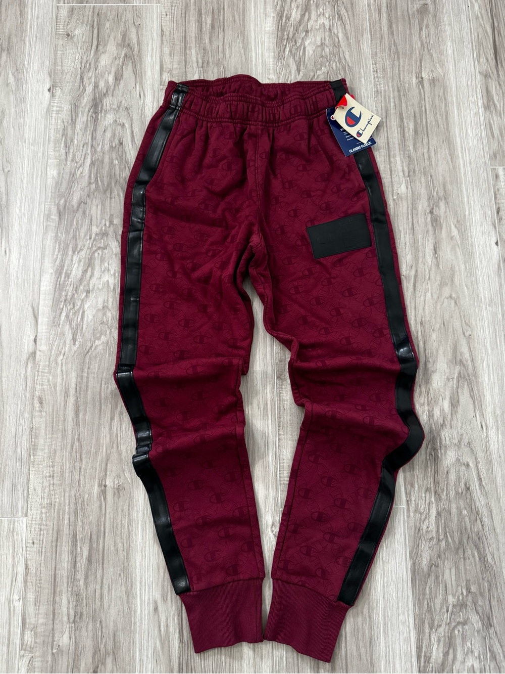 NWT Champion Classic Fleece All-Over Logo Print Jogger Pants Maroon Size S
